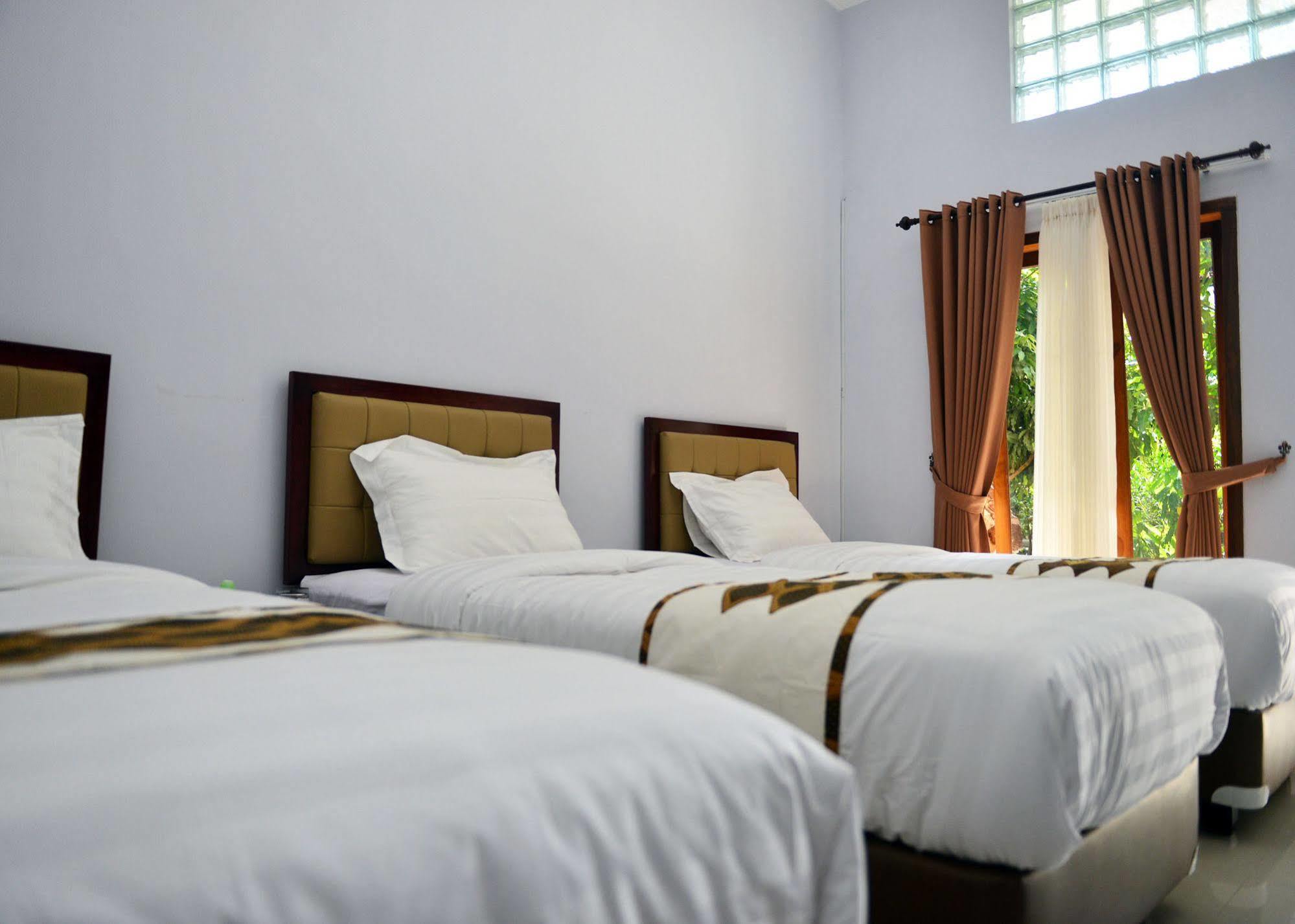 Hotel Malang Hill Syariah Redpartner Exterior foto