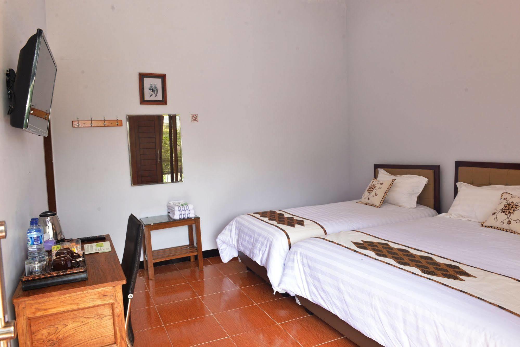 Hotel Malang Hill Syariah Redpartner Exterior foto